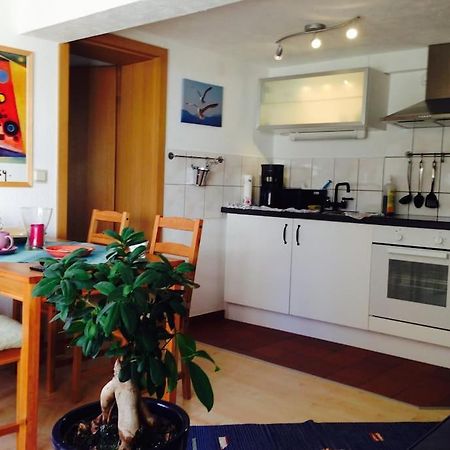 Ferienwohnung Am Brunnenplatz บัดโซเดน-อัลเลนดอร์ฟ ภายนอก รูปภาพ